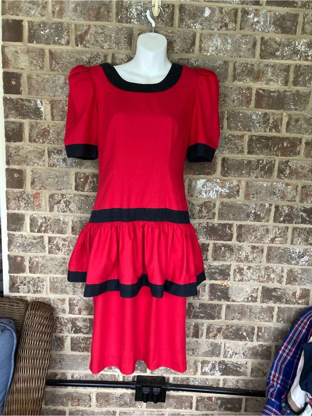 80s Vintage Leslie Lucks Red and Black Peplum Dress Size 4